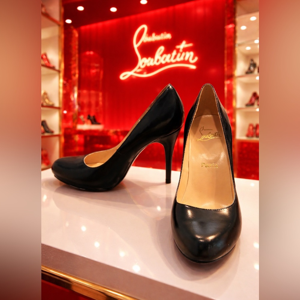 CHRISTIAN LOUBOUTIN Kid Simple 100 Black Kidskin Leather Pumps SZ39 / 8 1/2 4”H